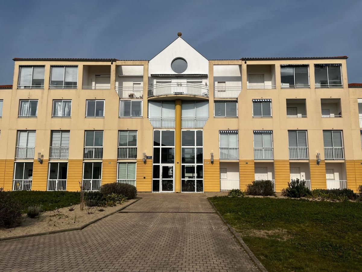 Appartement 1 Chambre, Avec Loggia Et Vue Sur Le Port Olona La Chaume Zewnętrze zdjęcie