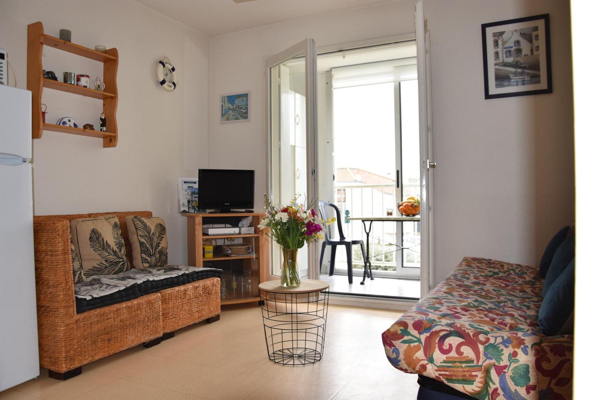 Appartement 1 Chambre, Avec Loggia Et Vue Sur Le Port Olona La Chaume Zewnętrze zdjęcie